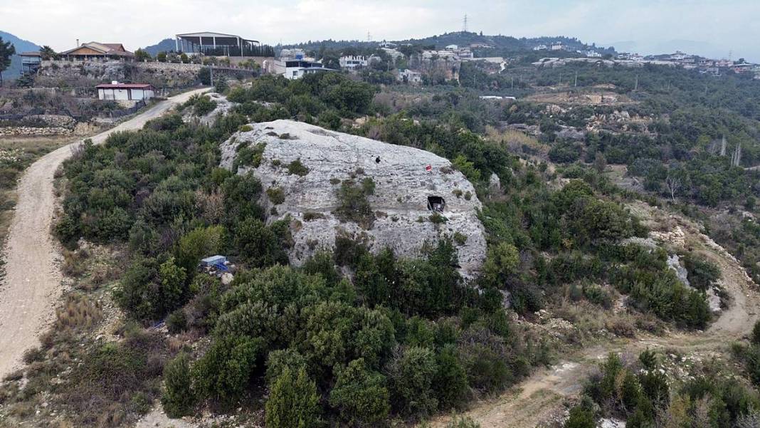 İki yıl sonra konteyner eve yerleştirildi: Mağarada daha huzurluydum! Depremzedenin sözleri şaşkına çevirdi 15